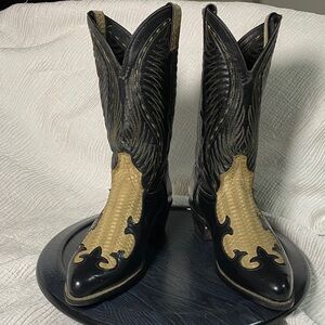 Laredo snakeskin cut out Black and Tan Western Cowboy Boots